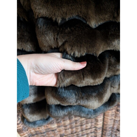 INC International Concepts Faux Fur Coat Medium Classic Elegant Formal Old Money - Picture 4 of 6